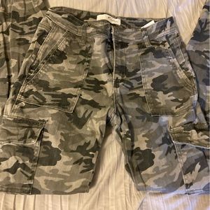 Kancan cargo grey camo pants